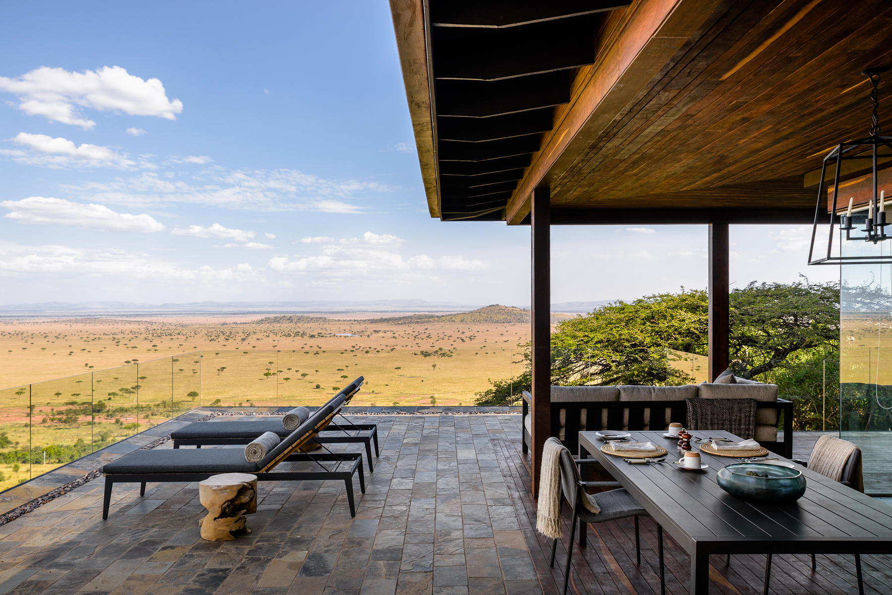 Luxury Villa Overlooking Open Desert on Tanzania Safari - ROAR AFRICA