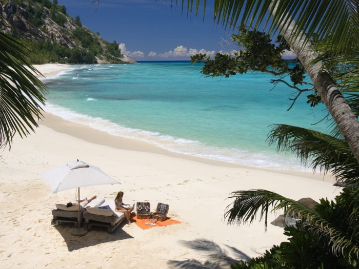 n island073 1600x1200-700x525