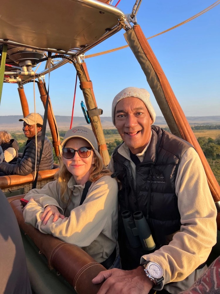 Couple on Hot Air Balloon Ride - Greatest Safari on Earth - ROAR AFRICA