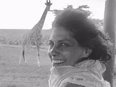 Dana Bledsoe Giving Testimonial to ROAR AFRICA Tanzania Safari Excursions