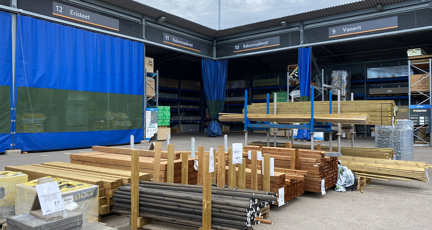 K-Raudan ulkomyymälä ja sen tarjoamia palveluita.