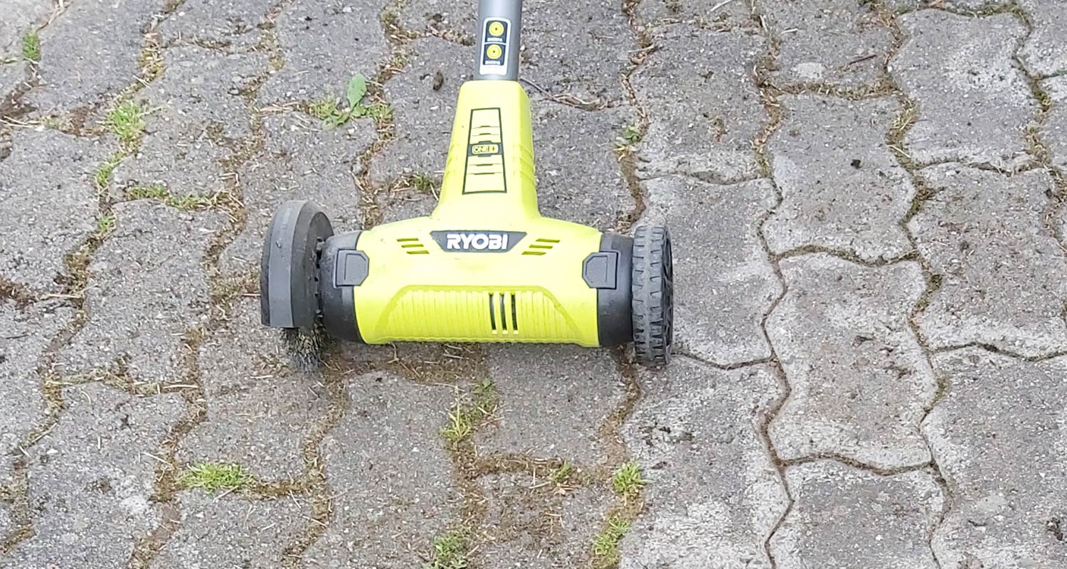 Pihakivet ennen ja jälkeen saumaharjakäsittelyn. 