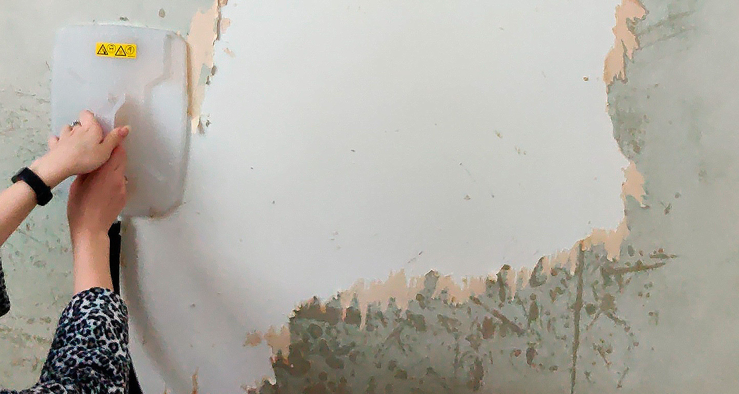 Tapetin irrotus käynnissä Wagnerin höyryirrottimella