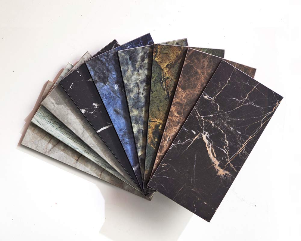 Suurlaatat vaaleissa ja tummissa sävyissä.