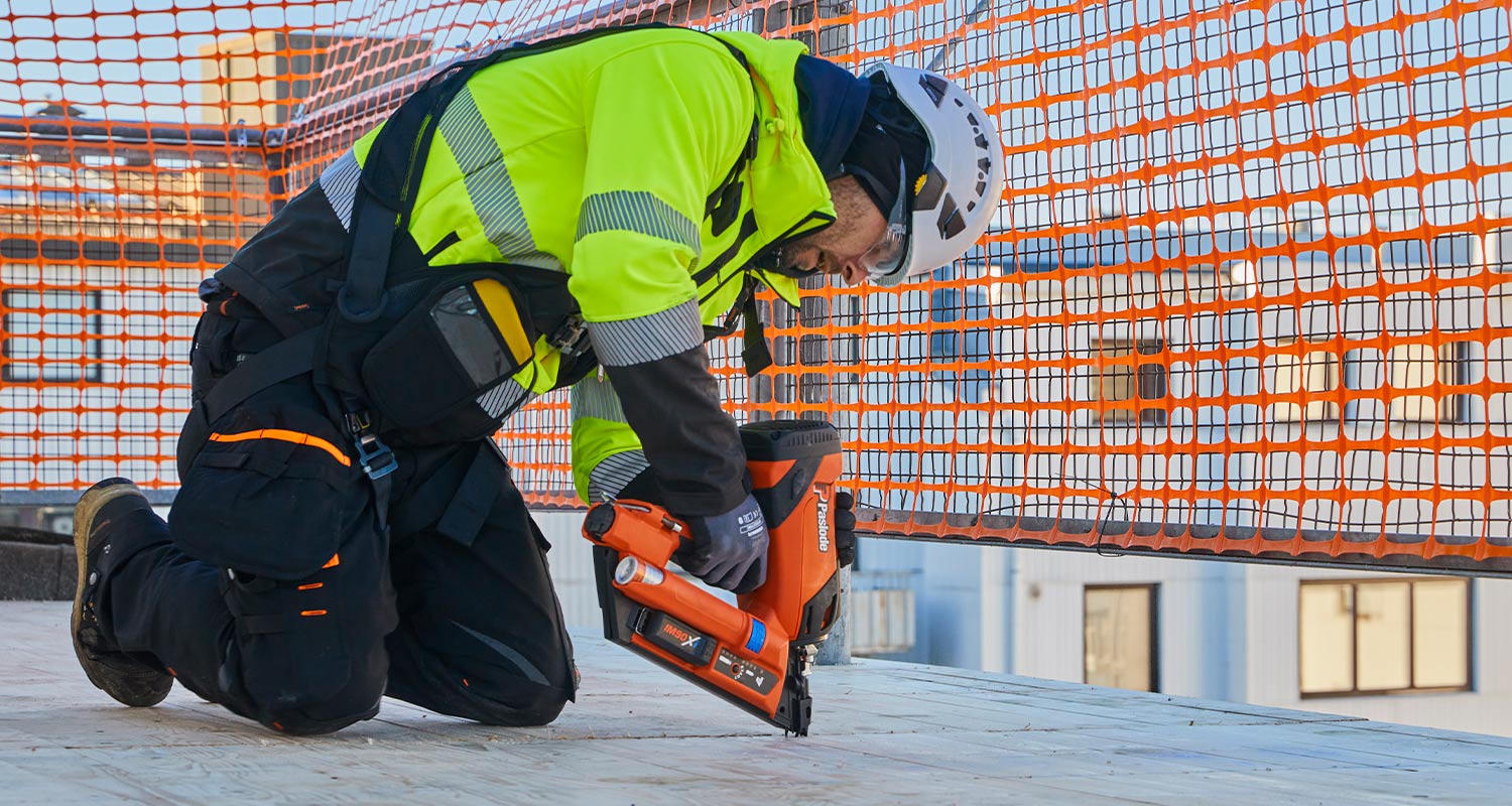 PROF-rakennuslevyn kiinnitys, tuotetta myy K-Rauta.