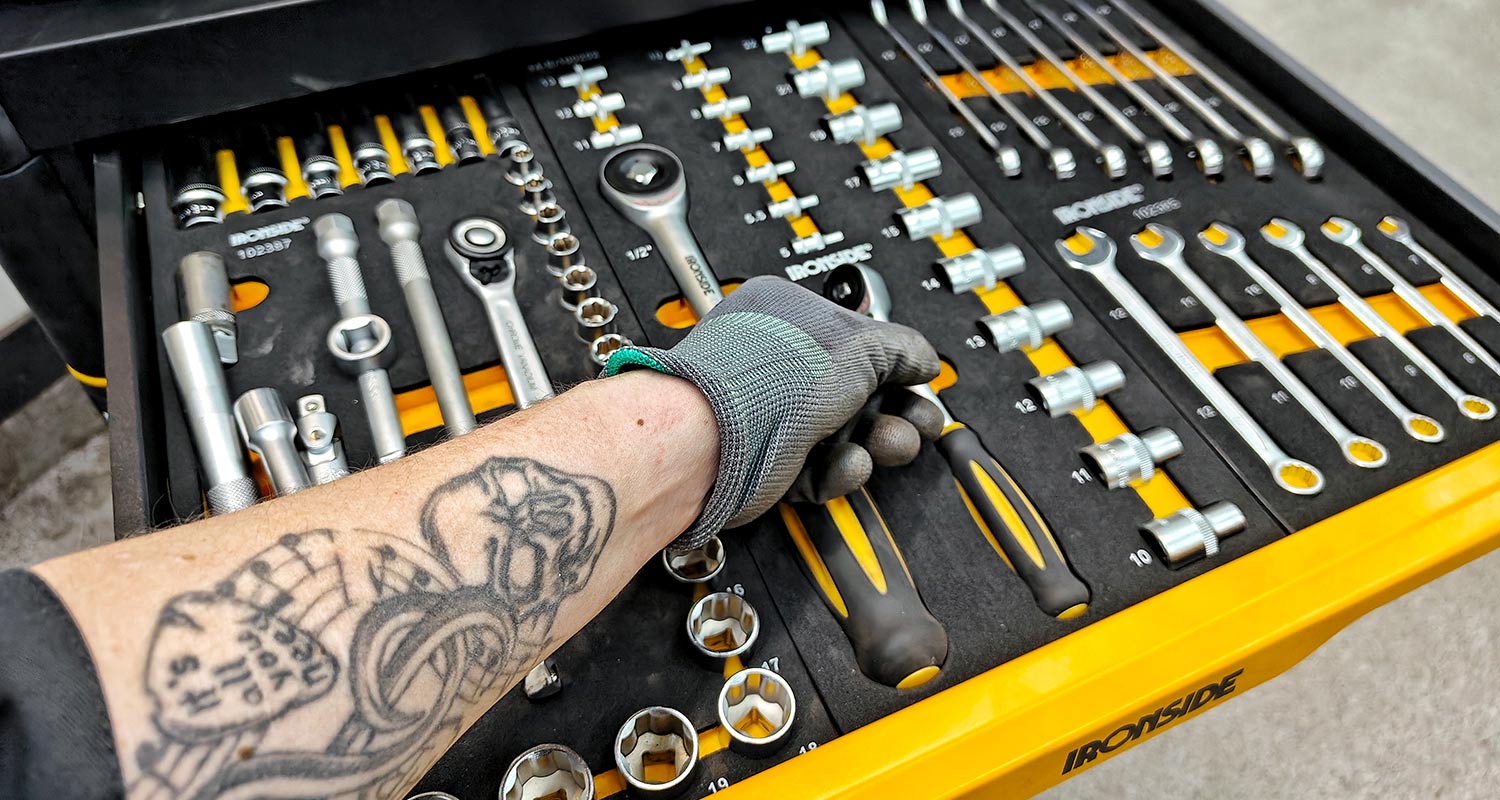 Työkalusarja Ironside-merkiltä, K-Raudassa on myynnissä erilaisia työkalusarjoja ko merkiltä