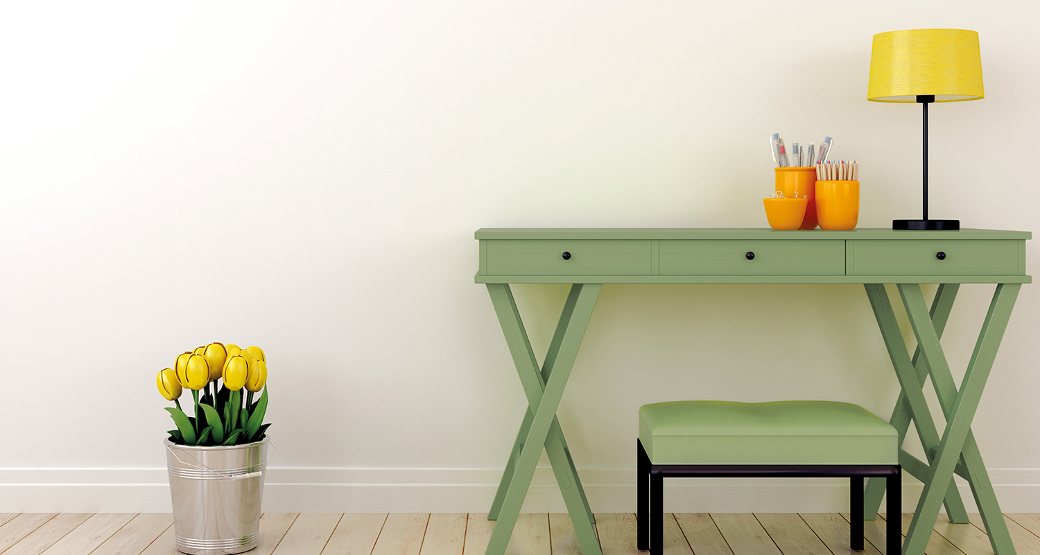 Vihreä rust oleum kalustemaalia sävy bramwell käytetty työpöydän maalaamiseen mattavihreäksi