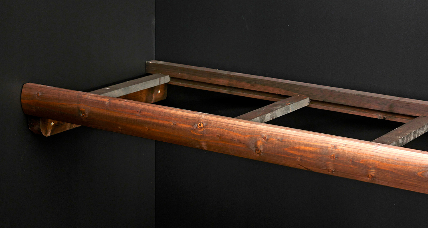 Laude-elementti Cello ja saunan lauteiden asennus.