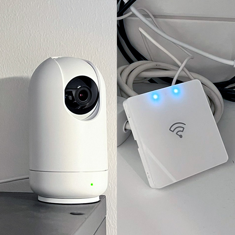 Kuvassa sisäkäyttöön tarkoitettu valvontakamera Wiserilta sekä Wiser-keskusyksikkö. Tuotteet löytyvät K-Raudan valikoimista.