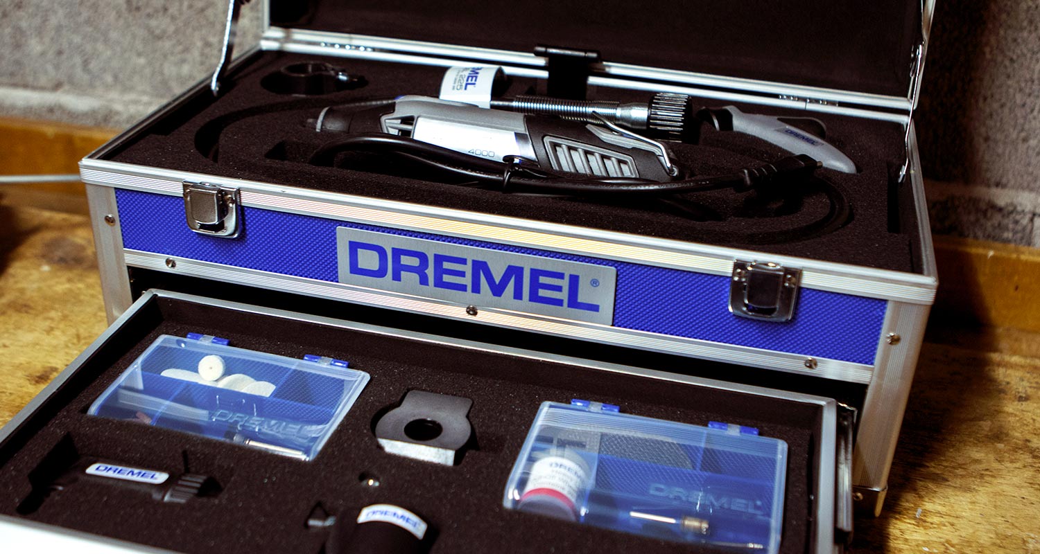 dremel monitoimikone 4000 6/128 laukku auki