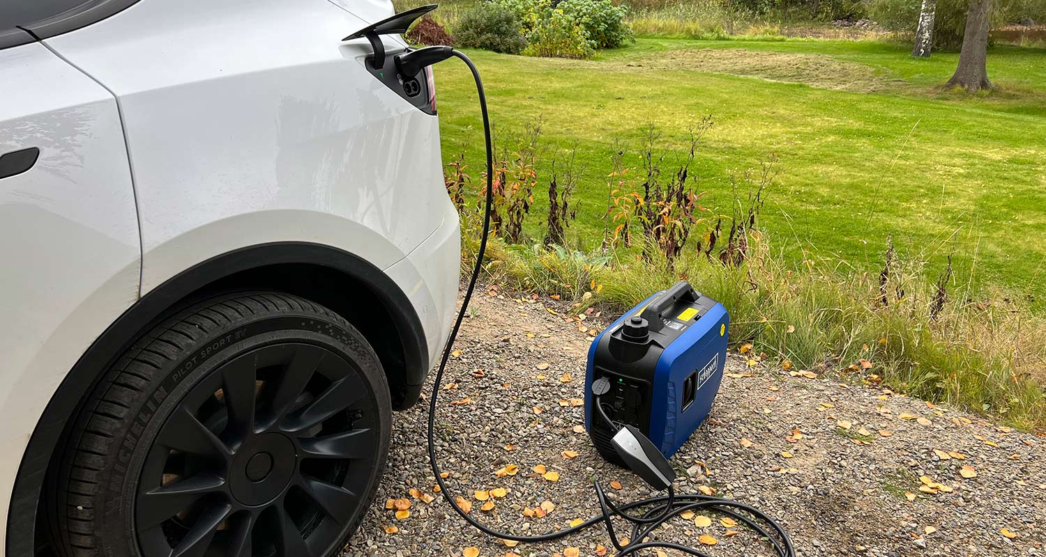 Scheppachin aggregaatilla testattiin sähköauton latausta