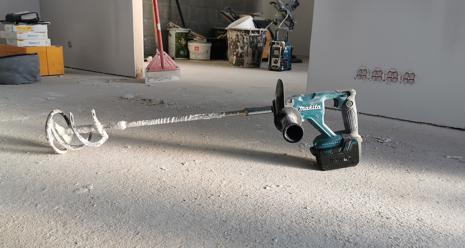 testiraportti-pro-sekoituskone-makita-tyomaalla