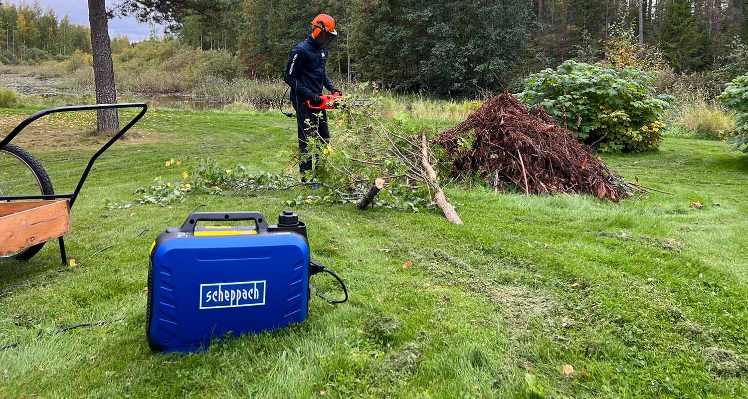 Tuotetestin aggregaatti Scheppach SG2500I 2,0kW käytössä