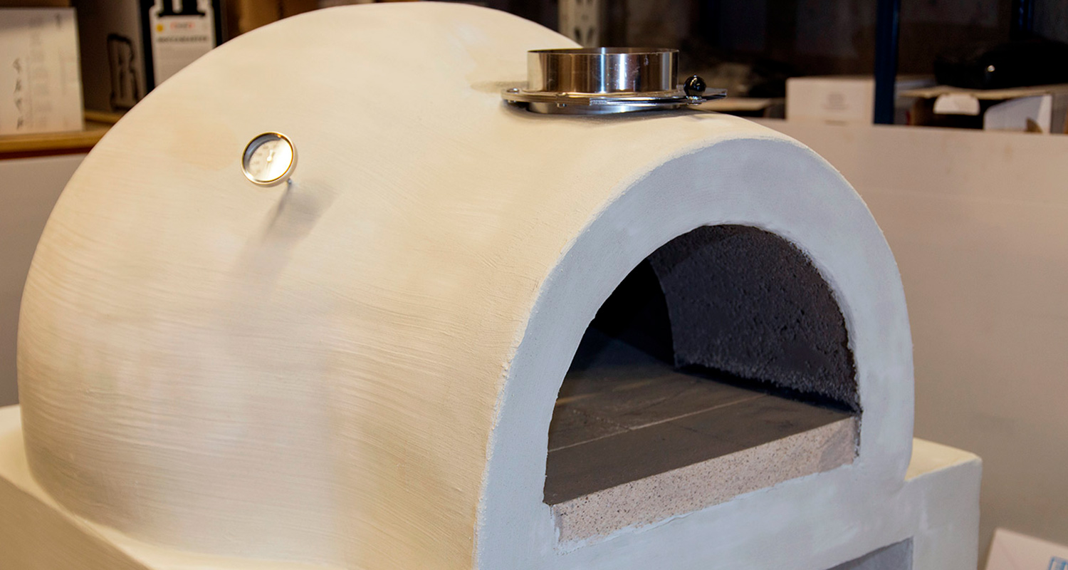 Pizzauunin teon työvaihe 17 