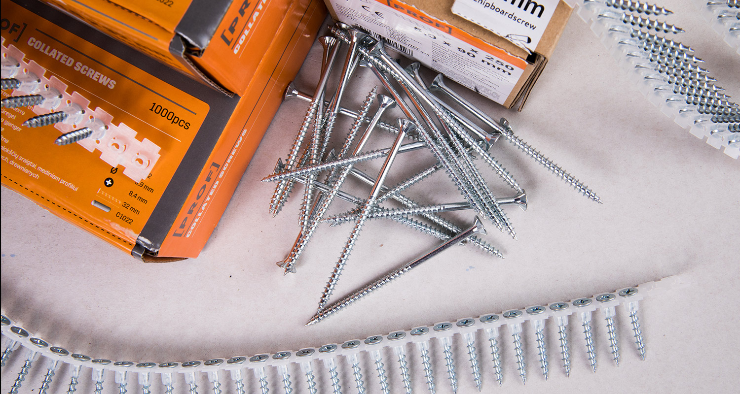 PROF-ruuvien valikoimaa