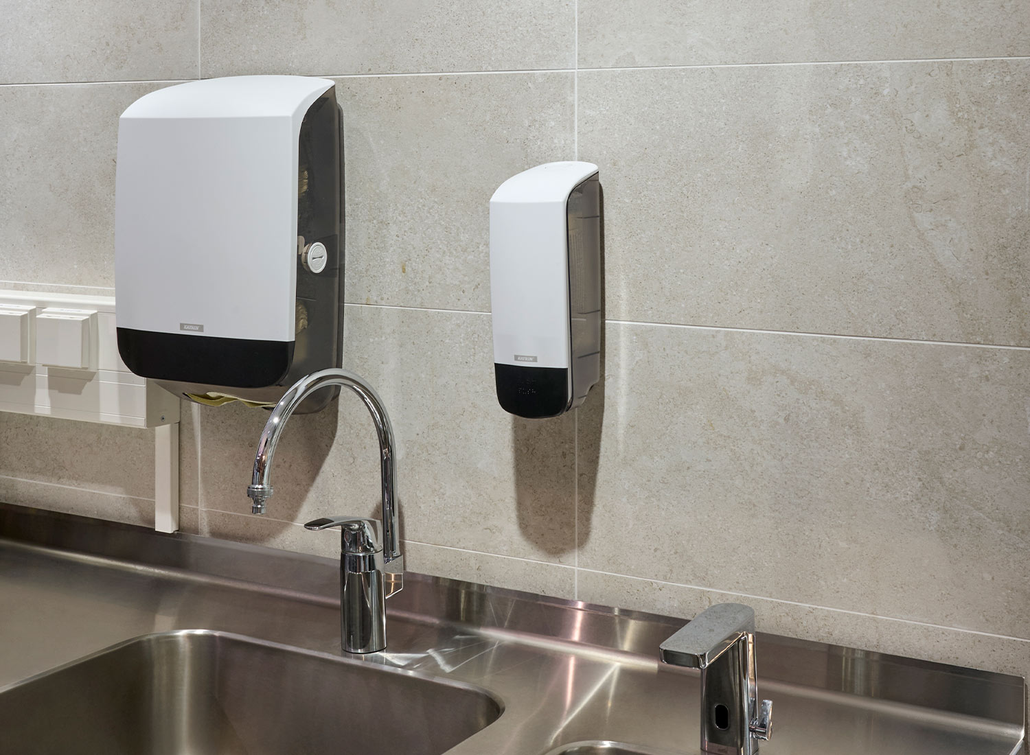 k‑citymarket-lahti-paavola-dekostudio-referenssi-ak-brystone-laatta