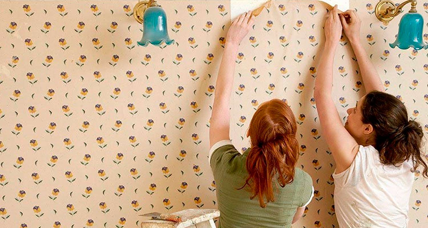 pohjatyot-ennen-tapetin-kiinnittamista-k-rauta-vanhan-tapetin-irroittaminen