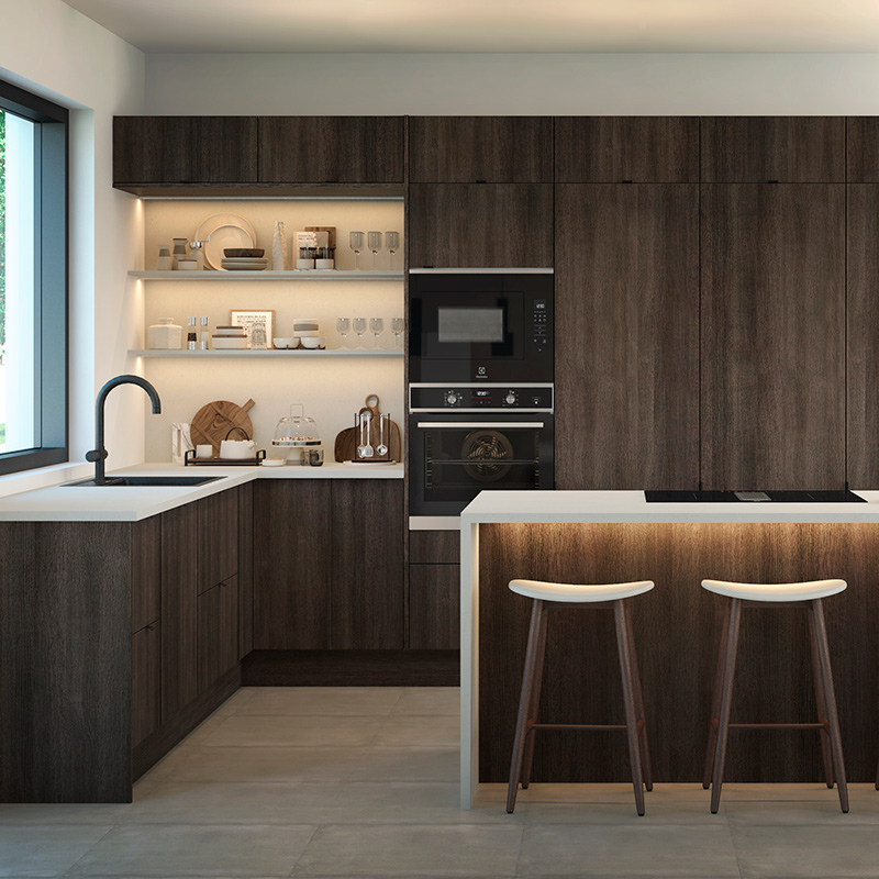 Kuvassa Cello-keittiö, jossa on tumma Kuusela-ovi. Cello-keittiöitä myy K-Rauta.