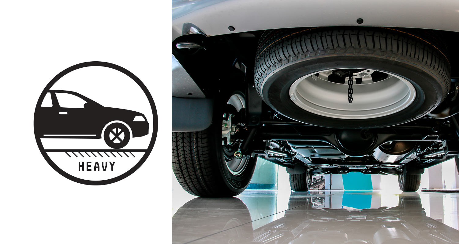 Kovan rasituksen kohteisiin, kuten esim. autotallien lattioihin sopivat Solid-tuotteet.