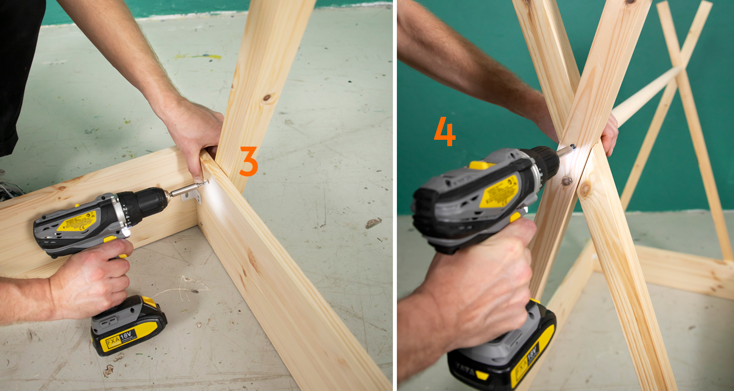 Mustakeltainen porakone ruuvaa puupalkkeja kulmaraudalla (3) ja ristiin (4), vihreä seinä.