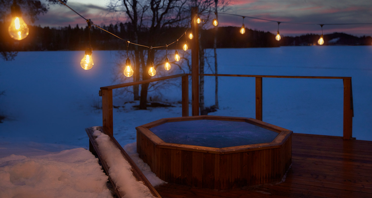 Terassiin upotettu palju