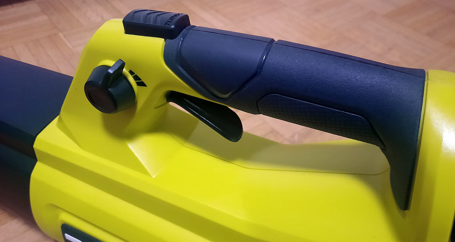 Turbo-nappi Ryobi RY36BLXB-0 MAX POWER 36V -puhaltimessa