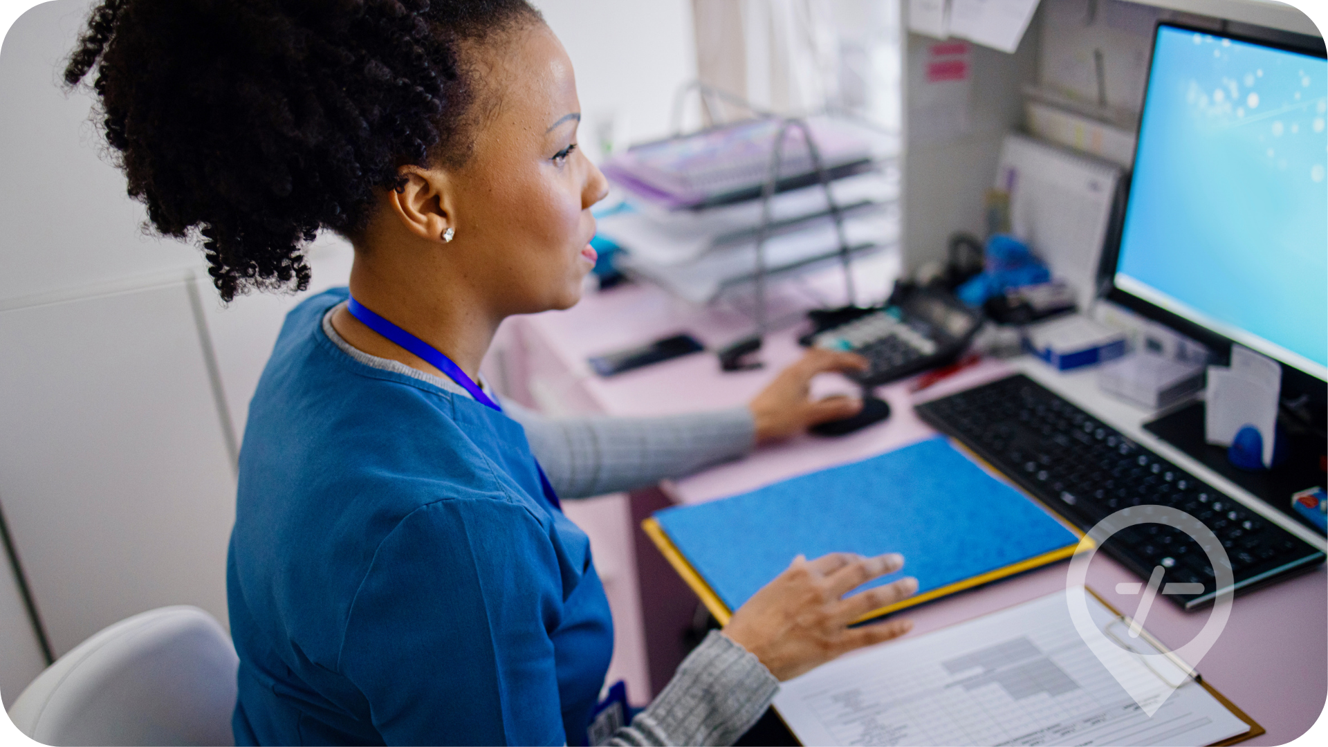 African American female nurse supervisor implements strategic staffing practices for on-demand staff