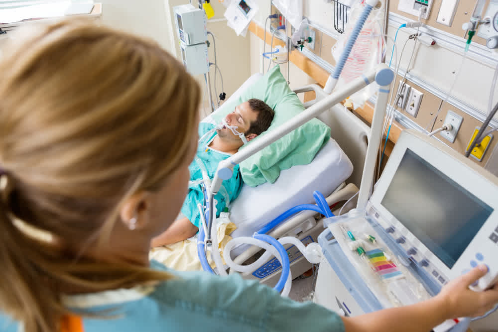 Telemetry registered nurse monitoring patient’s stats