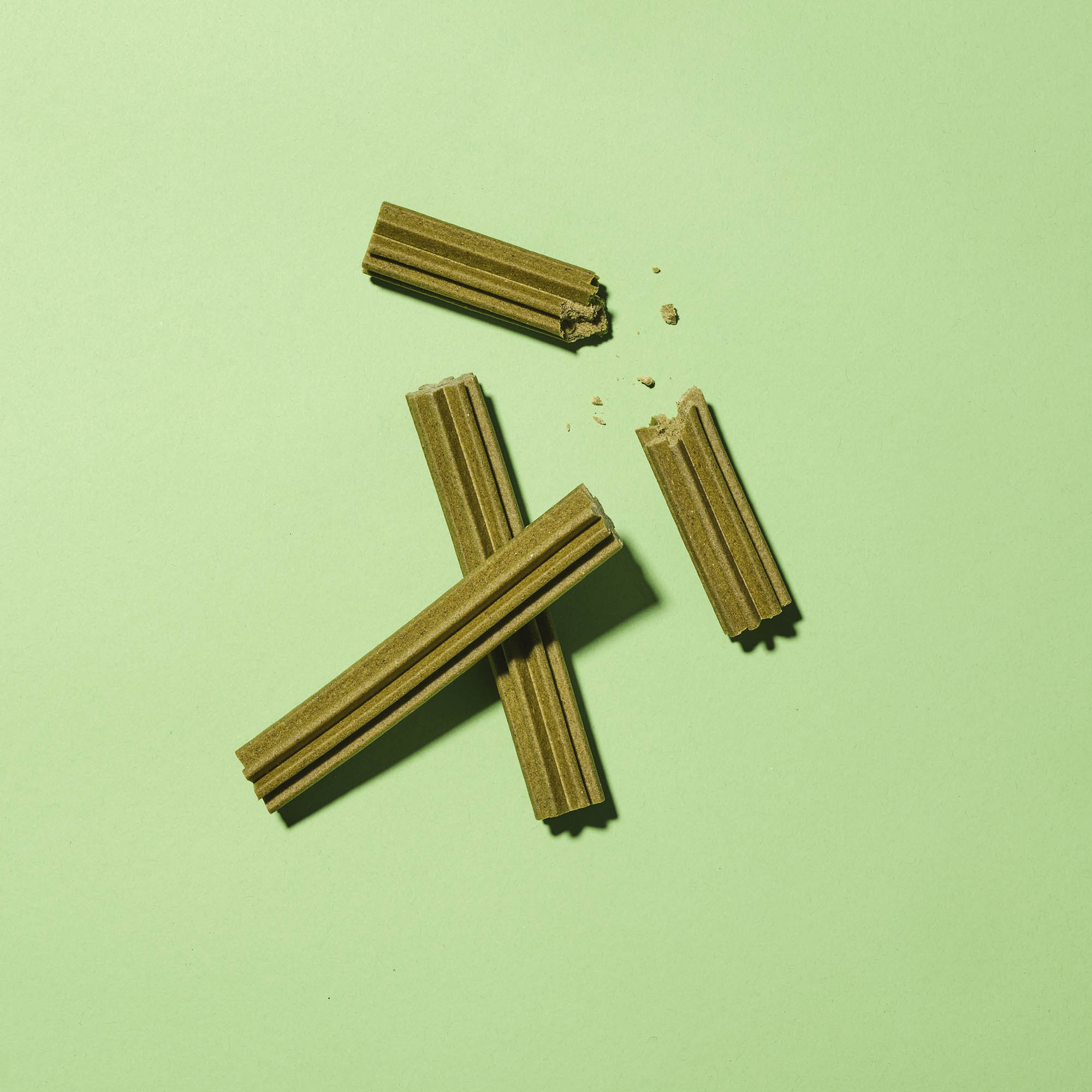 Spirulina & Mint Dental Sticks For Dogs Clearance