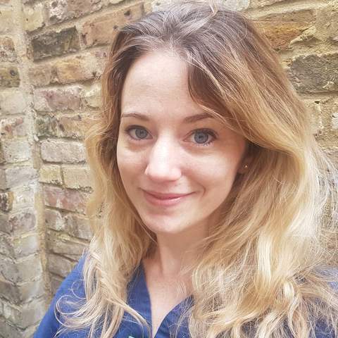 Dr. Linda Simon MVB MRCVS avatar