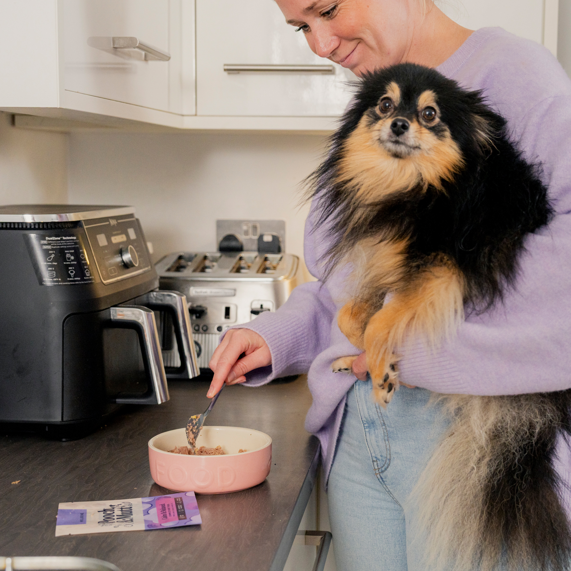 Calm & Relaxed Complete Wet Food WET150CALMX12 lifestyle 1