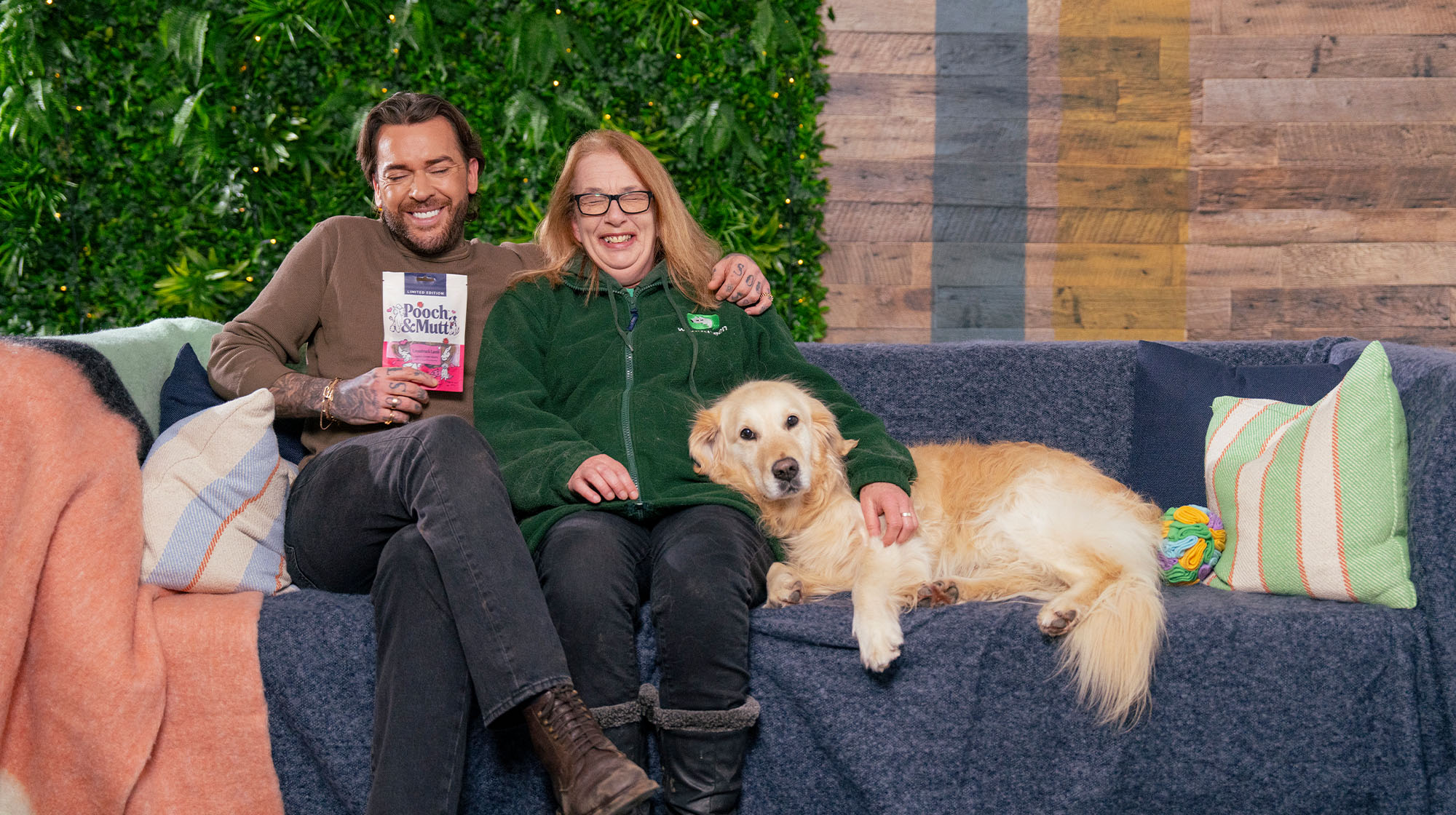 P&M BLOG VALENTINES TAILS OF LOVE WORKING WITH WOODGREEN & PETE WICKS ADOPTION STORY SUE&PIXIE