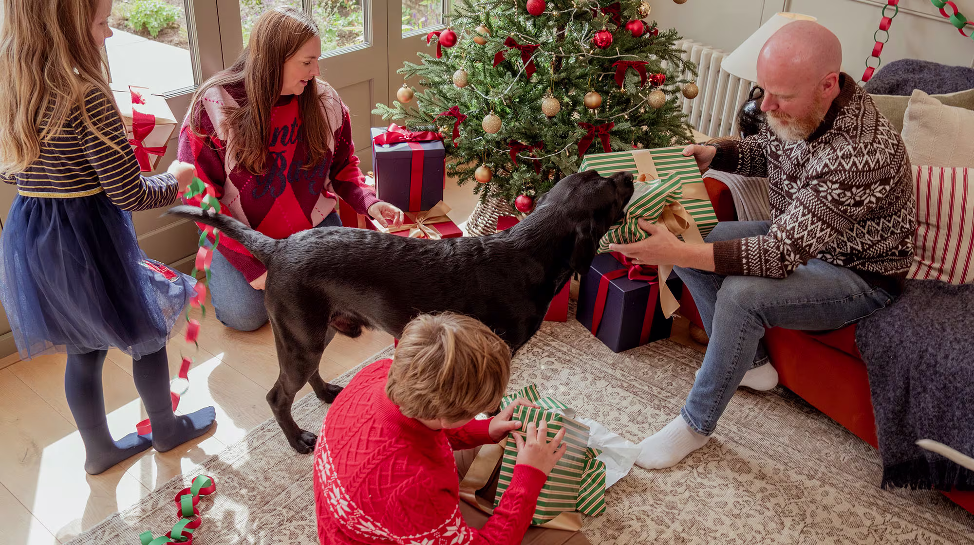 BLOG CHRISTMAS FAMILY CHRISTMAS DOG 2