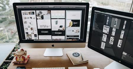 A computer in an office.