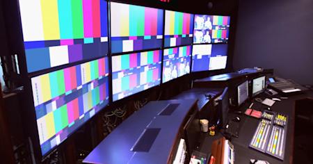 Media professionals remotely accessing radio stations with low latency and 4K resolution