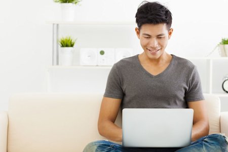 Helpdesk manager providing remote device support from the comfort of their home using Splashtop