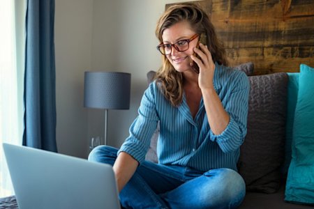 Laptop user reading blog on how to increase productivity while working from home with the help of Splashtop