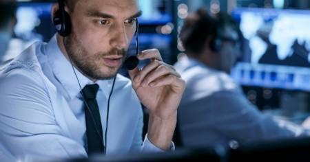 IT helpdesk technician troubleshooting a computer issue using Splashtop Enterprise remote support tools