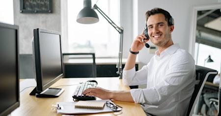 An IT support technician remotely troubleshooting an end-user's device.