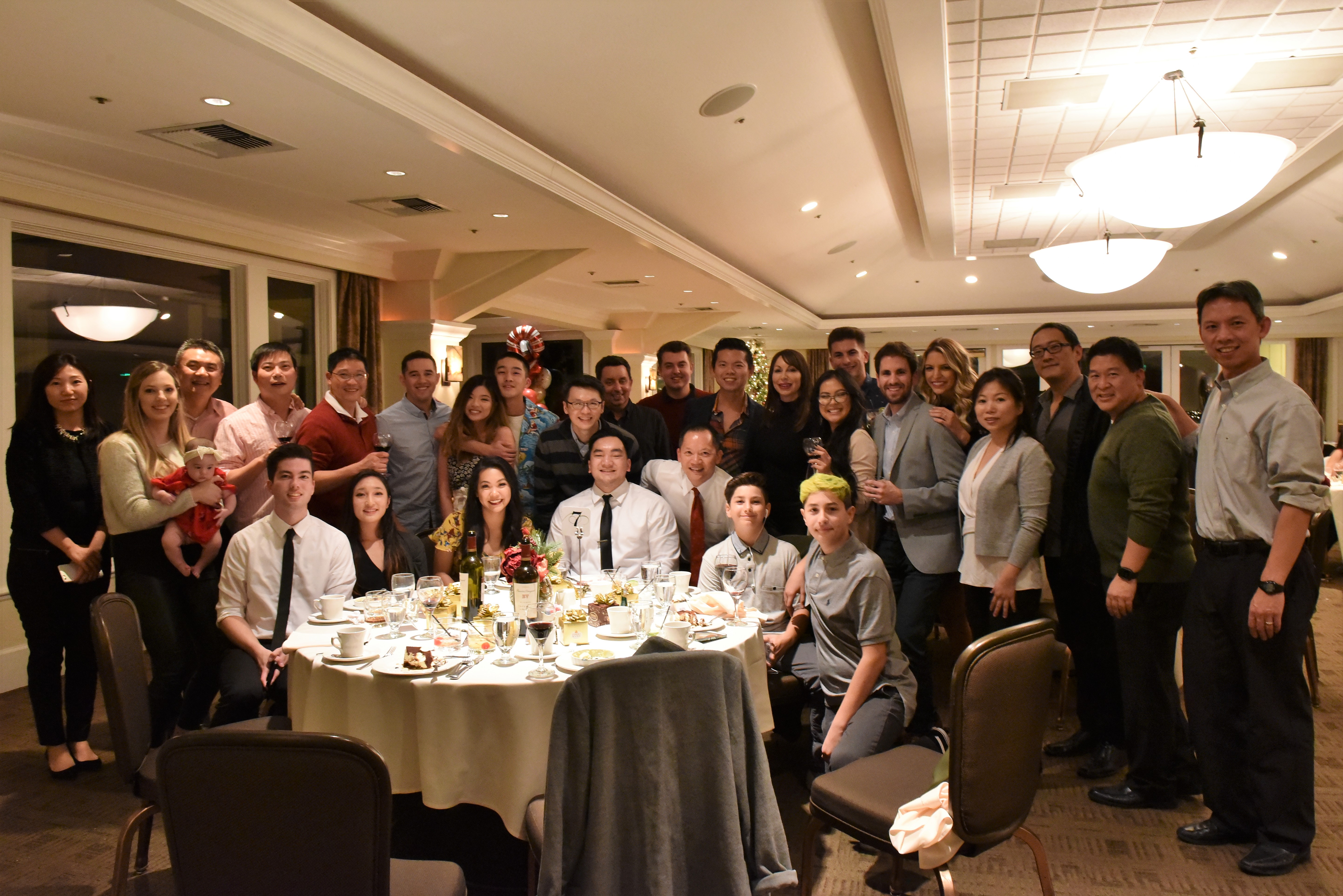 Splashtop employees gathered together at a holiday party