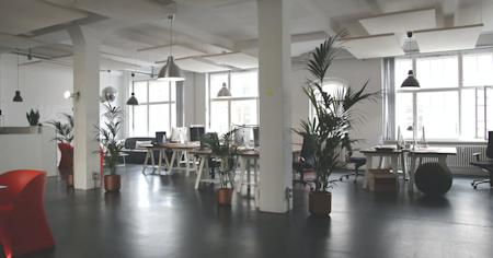 An empty office that can still be access remotely with Splashtop remote access software