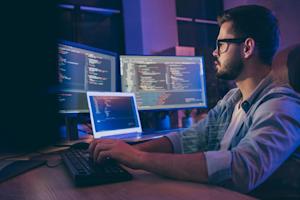 An IT tech managing Windows updates on his managed endpoints with Splashtop