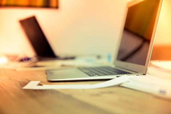 What is End-to-End Encryption (E2EE) and How Does it Work?