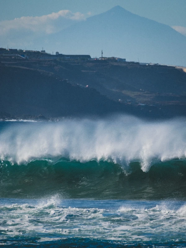 Surf Garage Art Co - Teide barrel