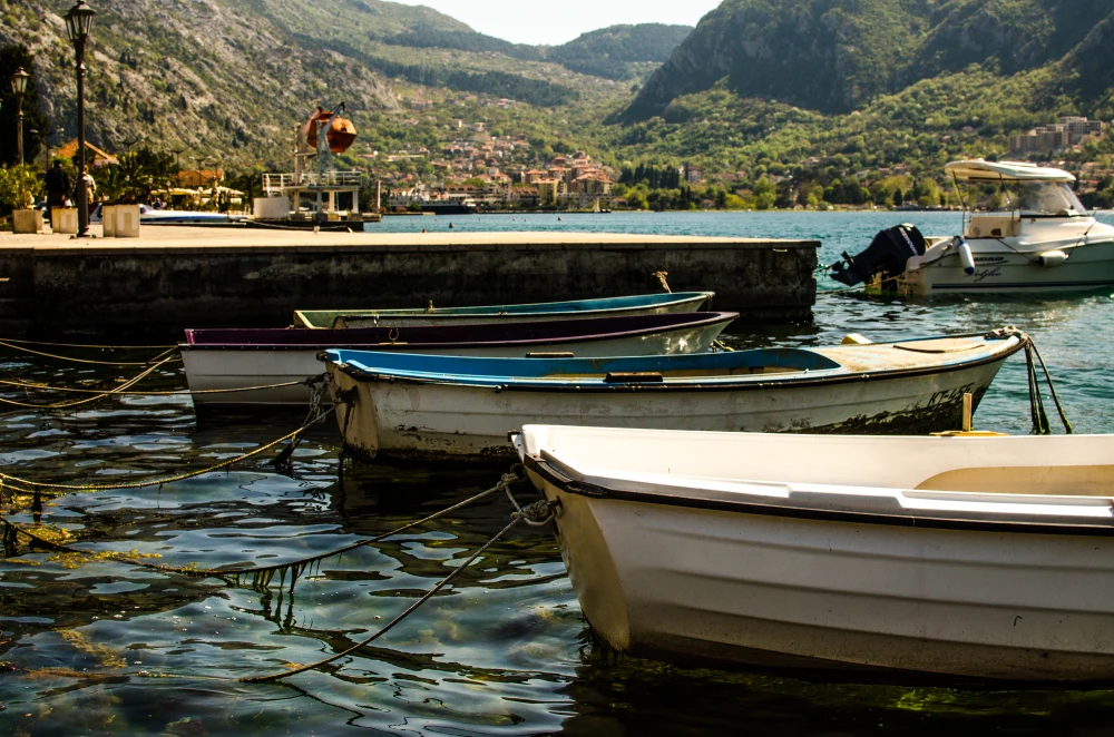 Surf Garage - Balkan boats