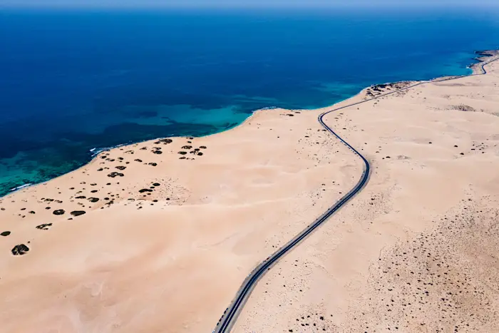 Surf Garage - La carretera en las dunas