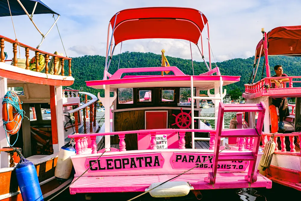 Surf Garage - Cleopatra el barco de Barbie 
