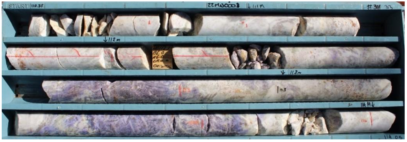 Cores retrieved from the foundation pegmatite at Manindi 