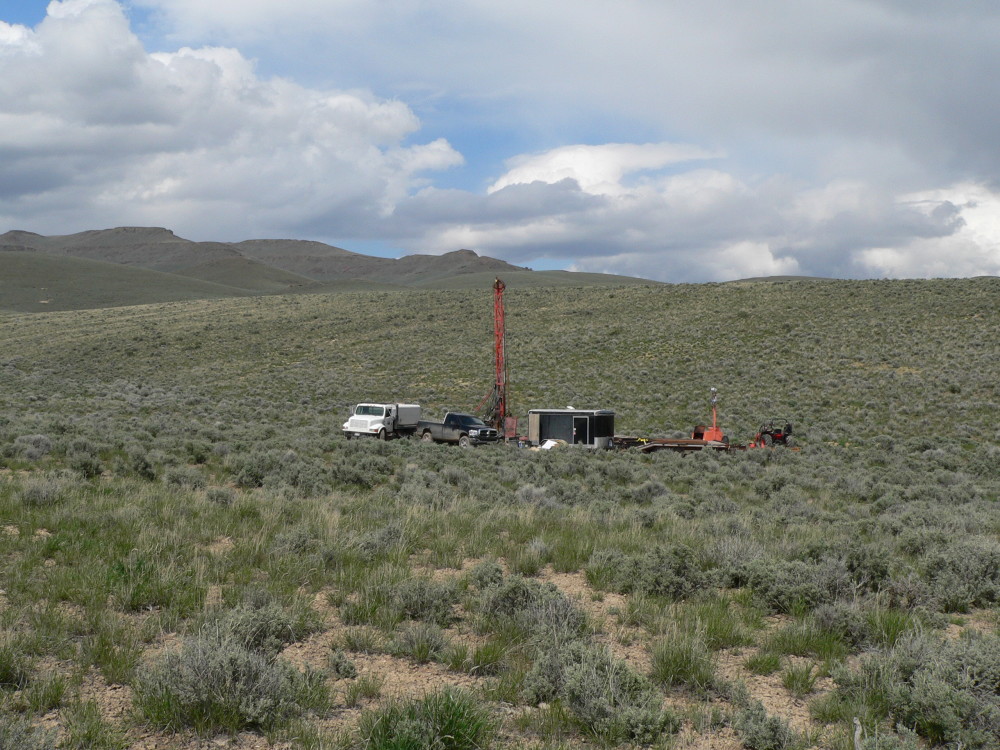 Drill rig onsite Aurora's Oregon Project company acreage 