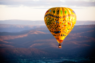 Rapid Movers - A sunrise hot air balloon flight over the Yarra Valley in Victoria, Australia